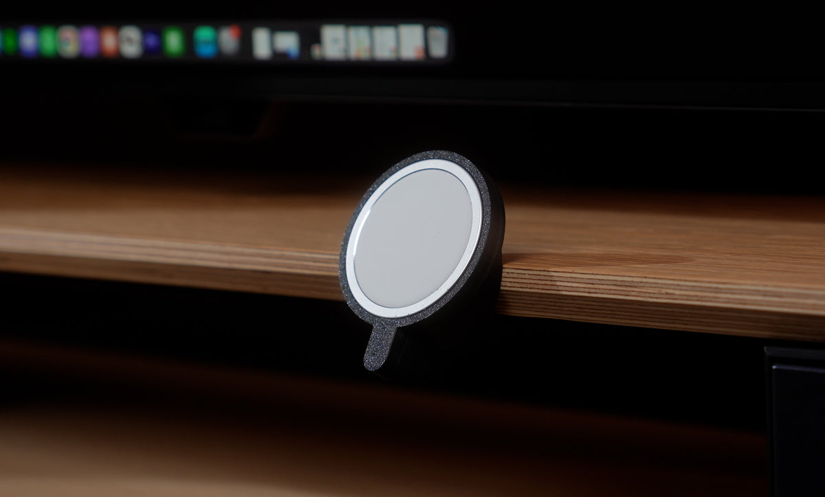 Support MagSafe “Edge”