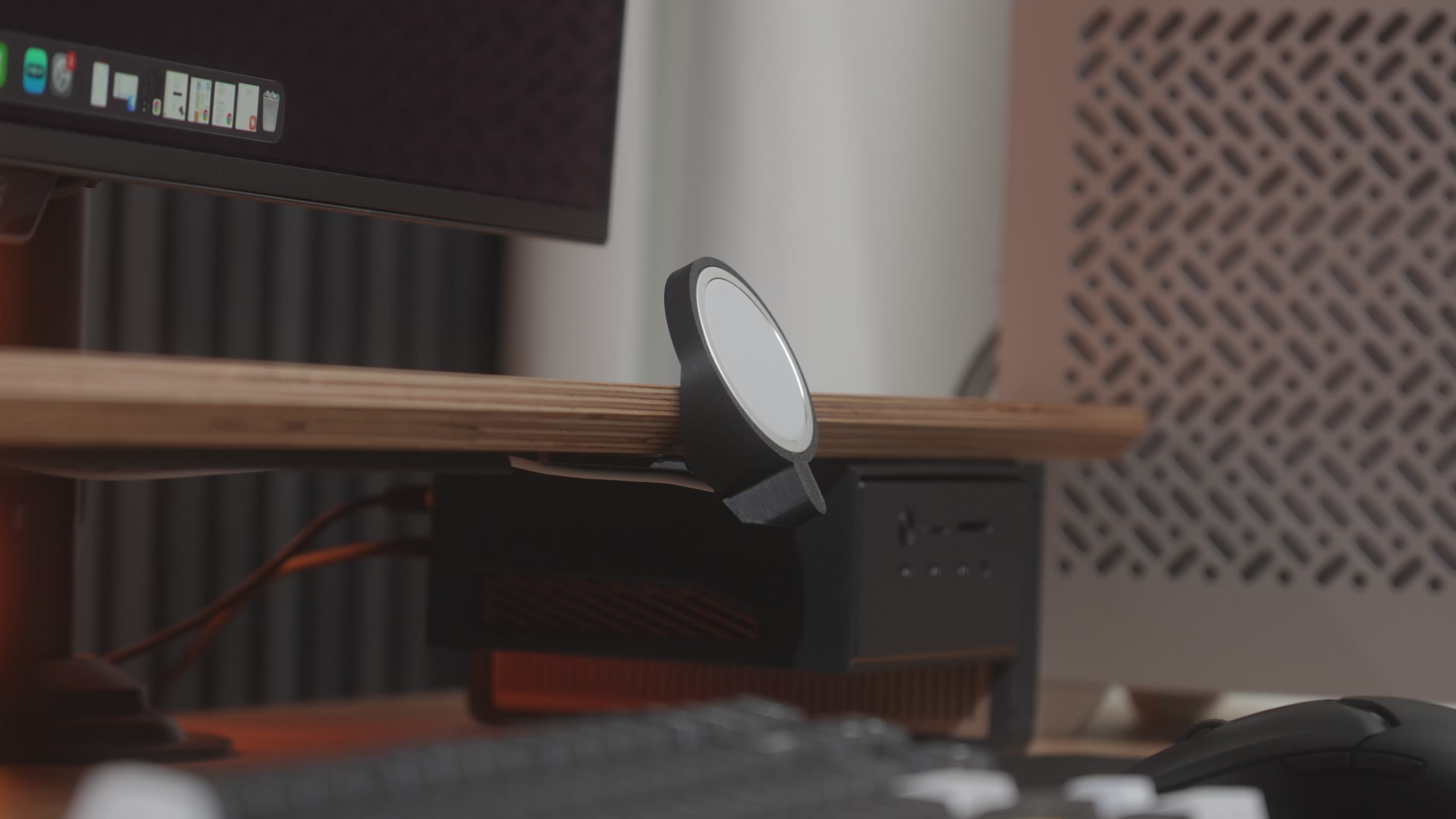 Support MagSafe “Edge”